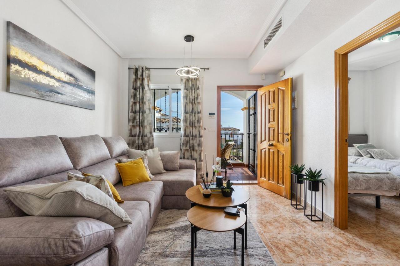 Cb Living - Homely Apartment Cinuelica, Punta Prima Dehesa de Campoamor  Екстер'єр фото