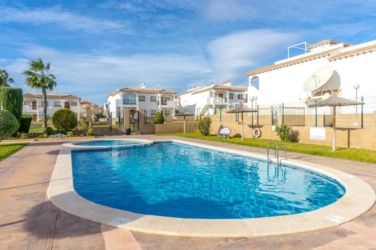 Cb Living - Homely Apartment Cinuelica, Punta Prima Dehesa de Campoamor  Екстер'єр фото