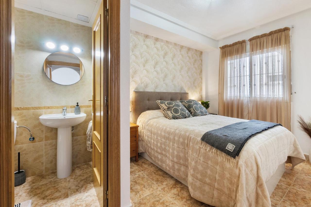 Cb Living - Homely Apartment Cinuelica, Punta Prima Dehesa de Campoamor  Екстер'єр фото