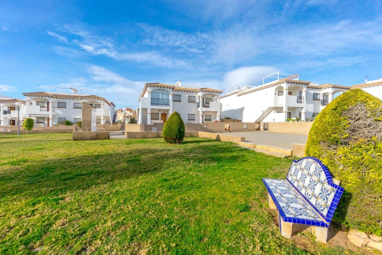 Cb Living - Homely Apartment Cinuelica, Punta Prima Dehesa de Campoamor  Екстер'єр фото
